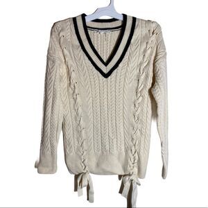 Endless Rose Sweater‎